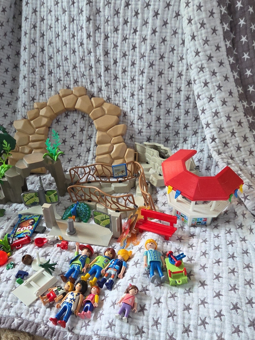 Playmobile Zoo  Incomplete - Picture 6 of 6